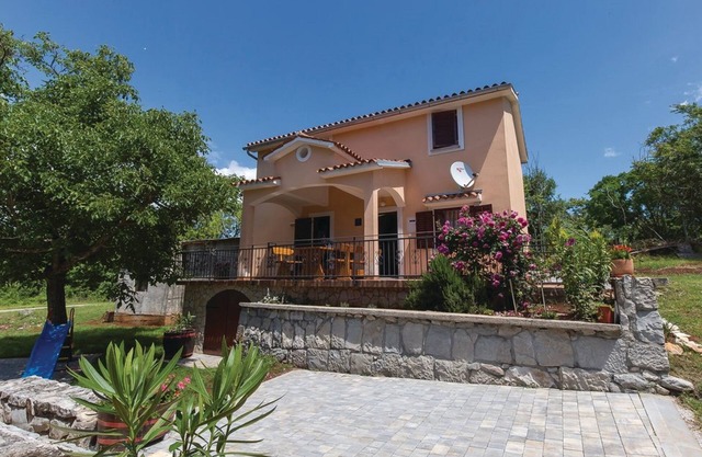 Holiday home Aldo - family-friendly and animal-loving