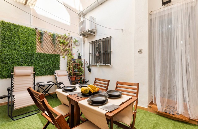 Maison de vacances 'Altamira 6' avec terrasse privée, Wi-Fi et climatisation