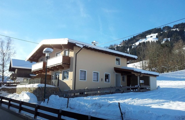 Luxueuse maison de vacances avec terrasse au Tyrol