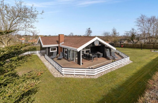 Holiday Home Blommevænget Hejls Vi