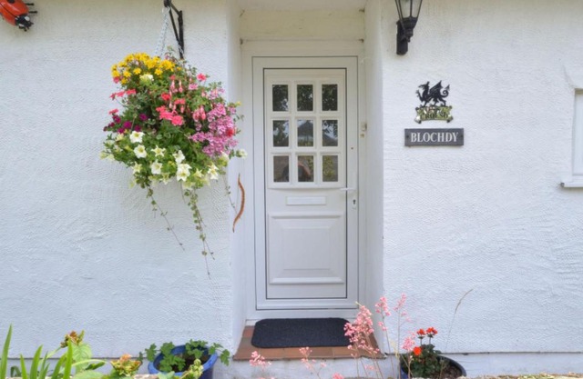 Holiday Home Caernarfon View Cottage