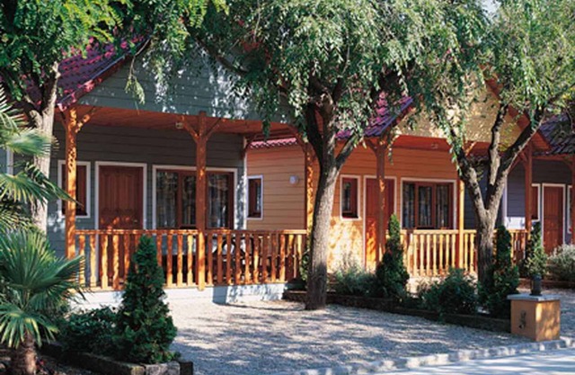 Maison de vacances Place dans le camping SOLMAR à 200 m de la Méditerranée