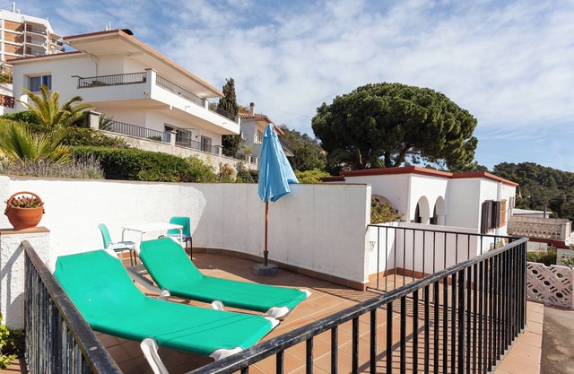 Maison de vacances 'Casa Morisca vistas al mar' avec vue sur la mer, jardin et Wi-Fi.
