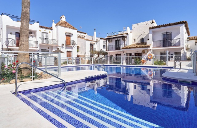 Maison de vacances 'Casa Luz y Mar Parador Nerja' avec vue sur montagne et climatisation