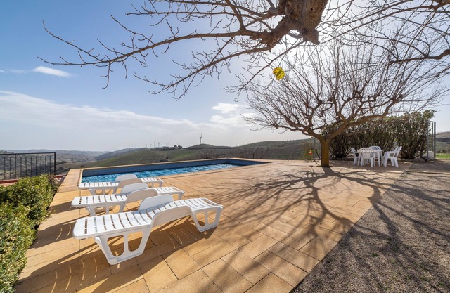 Maison de vacances 'Casa Rural Las Cales' avec vue sur les montagnes, piscine privée et Wi-Fi