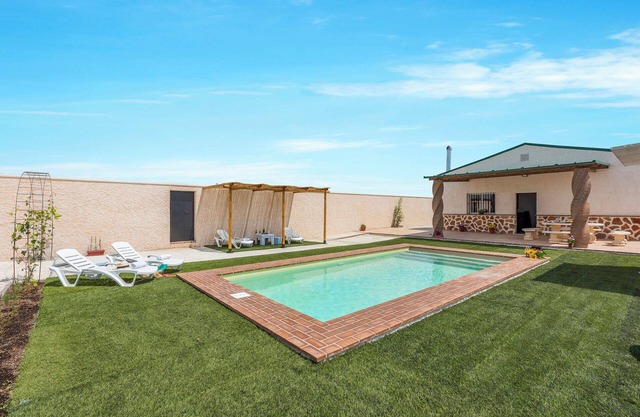 Maison de vacances "Casa Rural Rafael" avec piscine privée, terrasses privées et Wi-Fi