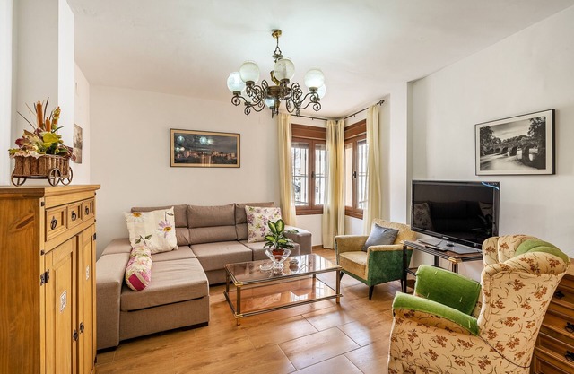 Maison de vacances "Casilla de Adela" avec vue sur les montagnes, terrasse et Wi-Fi.