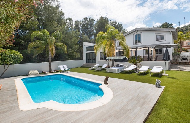 Maison de vacances 'Palmera' avec vue sur les montagnes, Wi-Fi et climatisation