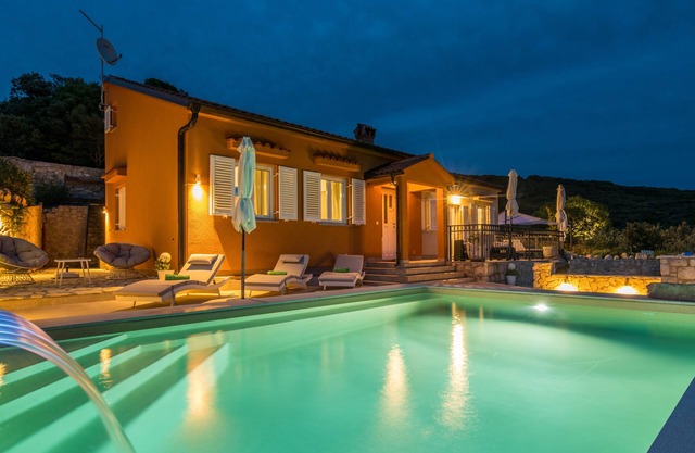 Maison de vacances pour 8 personnes avec 130 m² à Miholaš?ica (71234)