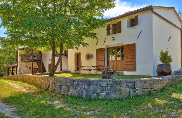 Maison de vacances pour les amoureux de la nature dans un endroit calme