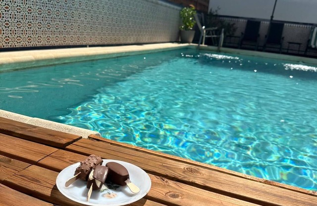 Maison de vacances 'Gení' avec piscine privée, Wi-Fi et climatisation