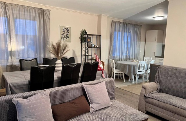 Maison de vacances 'Geräumiges Haus Mit Viel Platz' avec terrasse privée, jardin privé et Wi-Fi