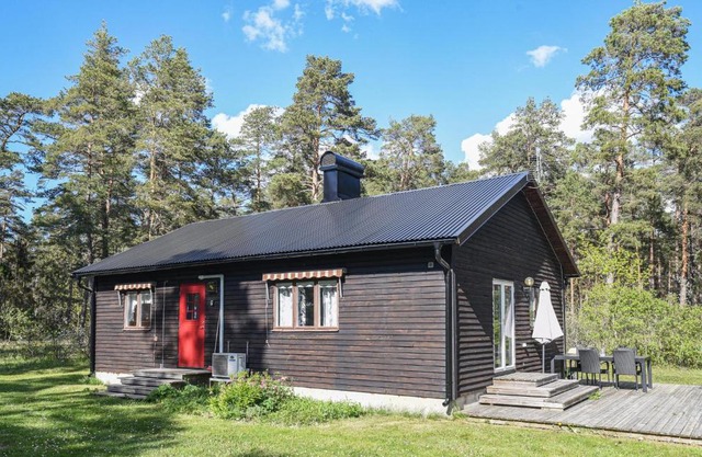 Holiday Home Hangvar Gullauser Lärbro