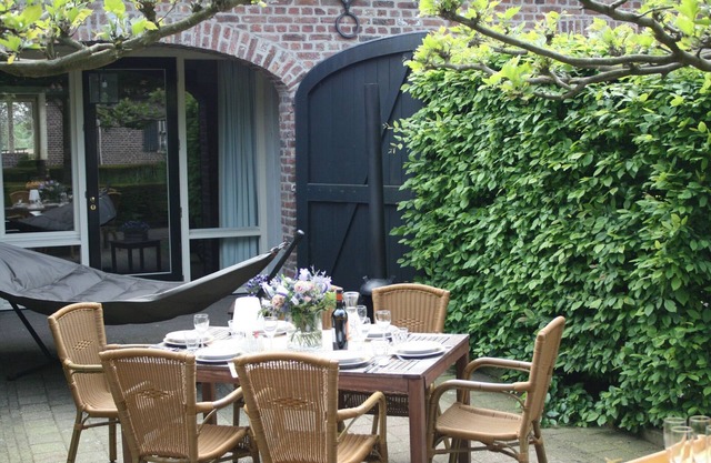 Maison de vacances accueillante à Baarlo avec terrasse privée