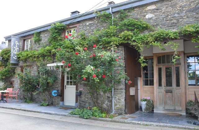 Maison de vacances א Biטvre avec terrasse