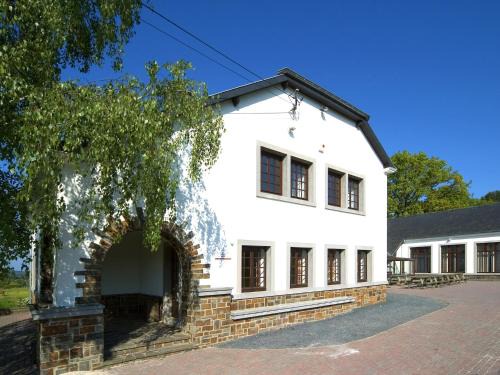 Holiday Home in Deiffelt near Forest