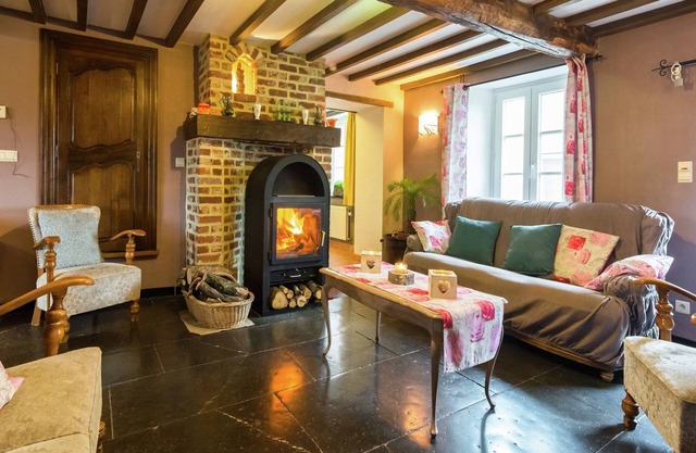 Maison de vacances spacieuse avec cheminée