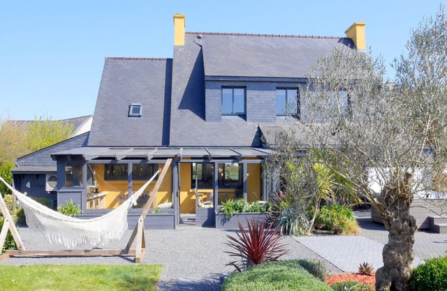 Maison de vacances avec jacuzzi,premium, Guisseny