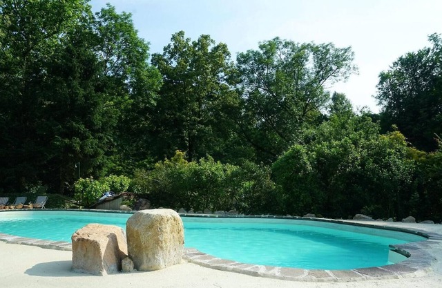 Maisons dans un ancien moulin du 18ème siècle. Siècle. Avec 10 000 m² de terrain et piscine