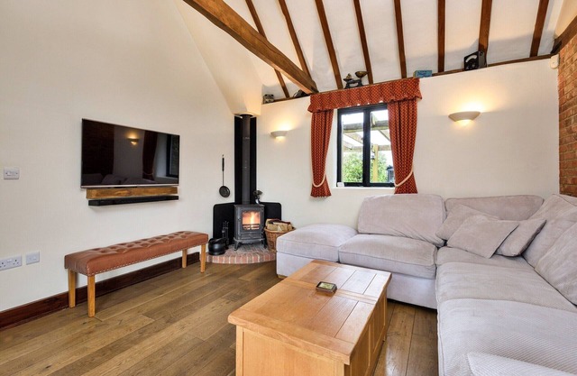 Maison de 2 chambres à Faversham, Sans dépôt