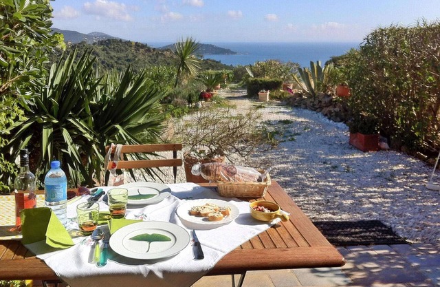 Jolie maisonnette avec vue mer, Le Lavandou
