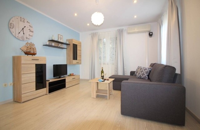 Maison de vacances dans Poreč avec terrasse, Climatisation, WIFI, Lave-vaisselle (4400-4)