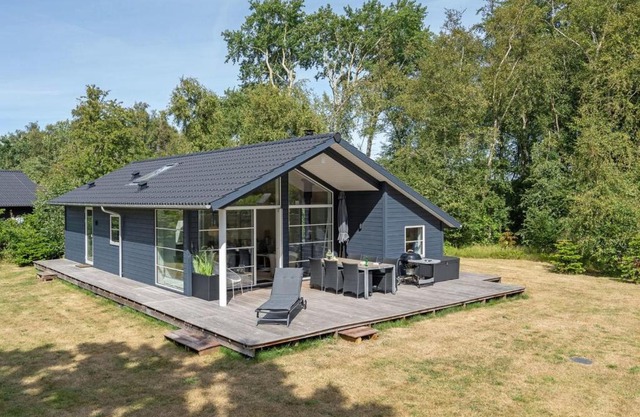 Holiday Home Jelke - 50m from the sea by Interhome