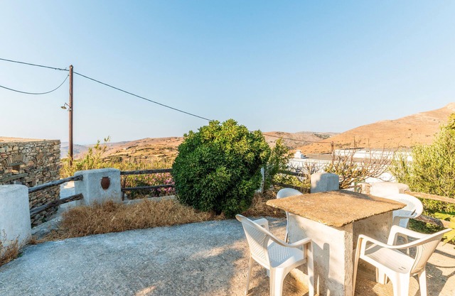 Maison de vacances 'Kykladen White House' avec vue sur montagne et terrasse partagée