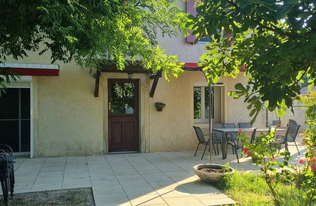 Maison de vacances 'L'Oustau De Maître Potager' avec terrasse privée, jardin privé et Wi-Fi