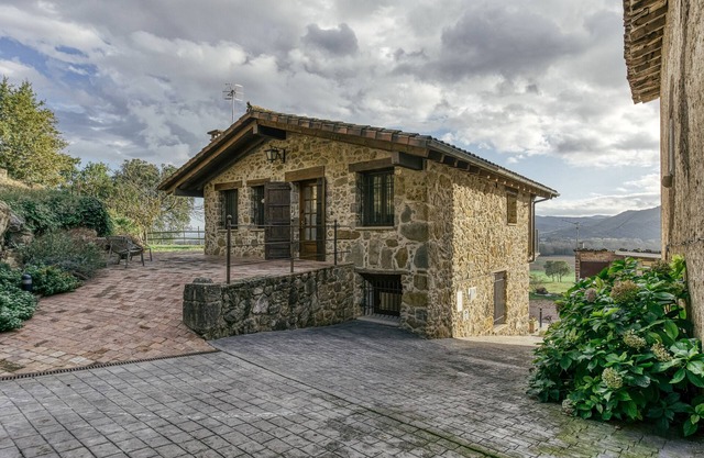 Maison de vacances 'La Cabanya De La Rovira - Dalt' avec vue sur montagne, terrasse privée et Wi-Fi