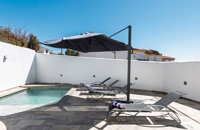 Maison de vacances 'La Fuente' avec piscine privée, Wi-Fi et climatisation