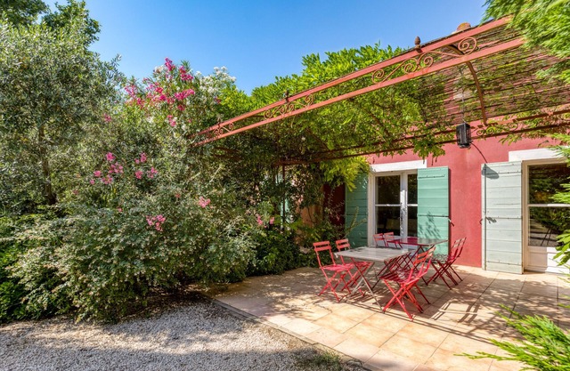 Maison de vacances 'Le Cézanne' avec piscine partagée, Wi-Fi et climatisation