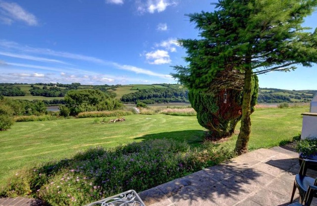 Holiday Home Llangain