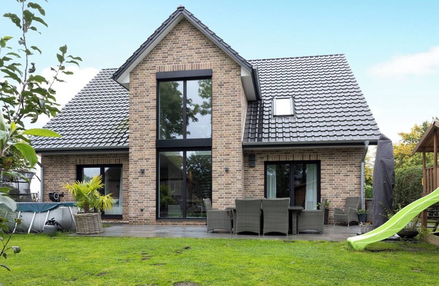 Maison de vacances "Luxurious Family House" avec terrasse et Wi-Fi
