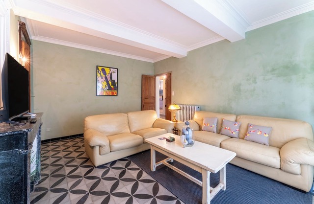 Maison Gisèle À Manduel avec terrasse privée, jardin privé et Wi-Fi