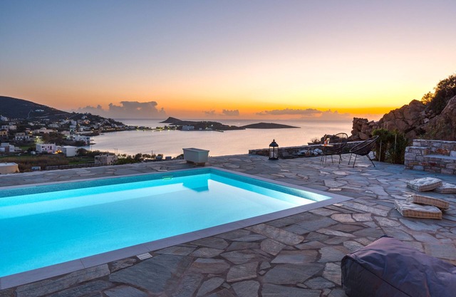 Maison de vacances 'Mont' Rock Villas 3' avec vue sur la mer, Wi-Fi et climatisation