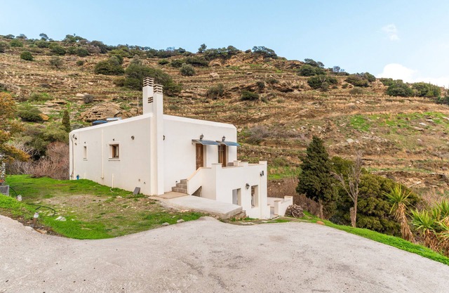 Maison de vacances 'Moraki Apartment 2 Andros' avec terrasse privée, Wi-Fi et climatisation