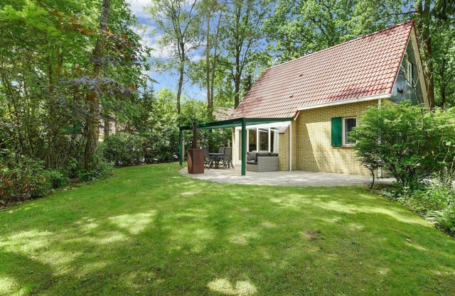 Maison avec lave-vaisselle, à 18 km. de Tilbourg