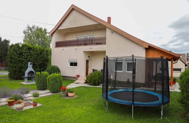 Maison de vacances à seulement 300 m de la plage avec climatisation