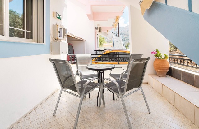 Maison de vacances 'Olympus Tilos Apt Double A2' avec vue sur la montagne, Wi-Fi et climatisation