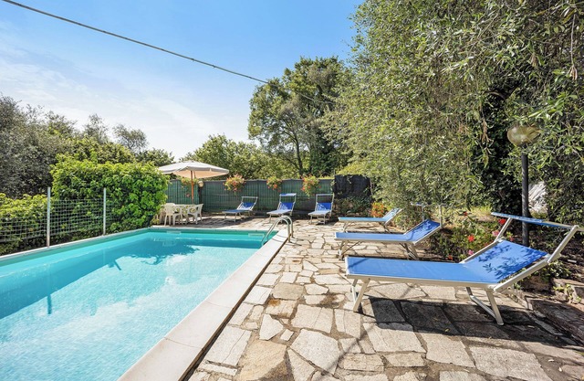 Maison de vacances 'Paola E Del Poeta' avec piscine partagée, jardin privé et Wi-Fi