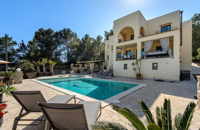 Maison de vacances 'Rafaella' avec piscine privée, Wi-Fi et climatisation