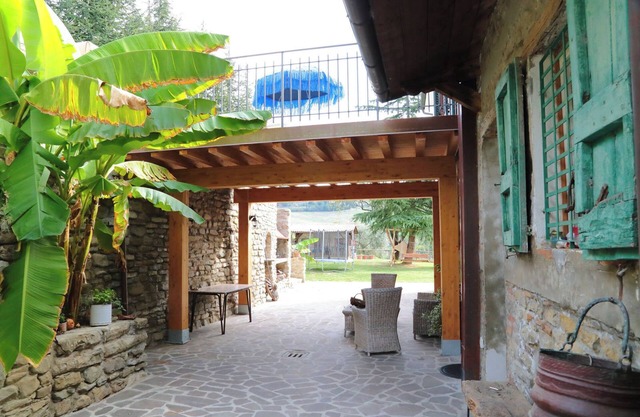Maison de vacances "Re Piano appartamento Le Rondini" avec vue sur le lac, sauna et Wi-Fi