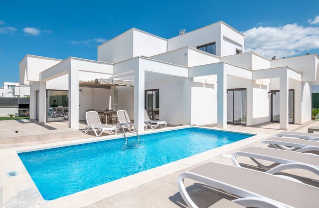 Maison de vacances 'Sam 3' avec piscine privée, Wi-Fi et climatisation