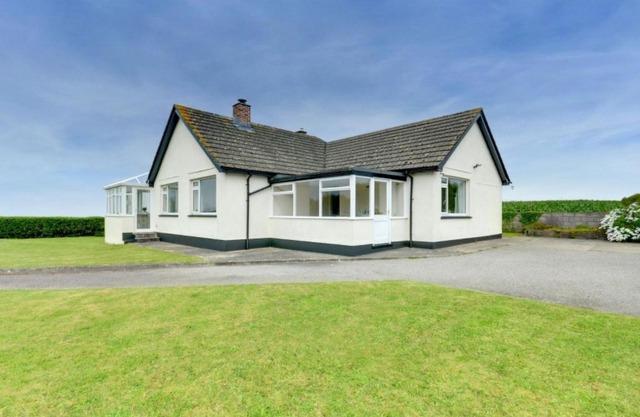 Holiday Home Sea View by Interhome