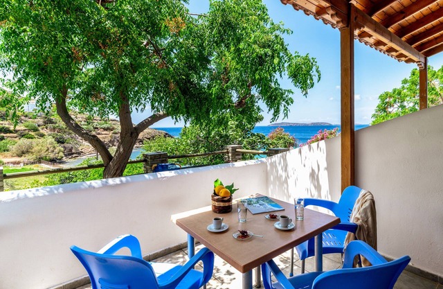 Maison de vacances 'Seaview Mastrozanne Studio 8 Andros' avec vue sur la mer, Wi-Fi et climatisation