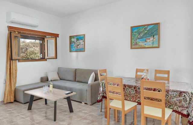Maison de vacances 'Serenity House' avec vue sur la mer, Wi-Fi et climatisation