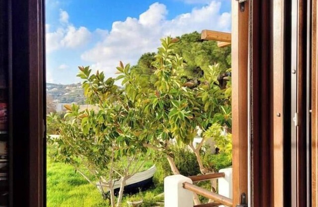 Maison de vacances 'Villa Two Pine Trees' avec vue sur la mer, terrasse privée et Wi-Fi