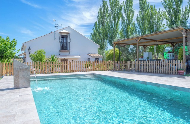 Maison de vacances Villa Victoria avec jardin, piscine d'eau salée, terrasse et Wi-Fi