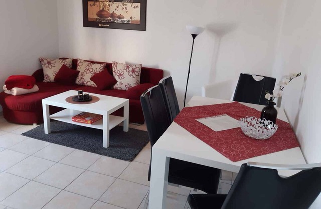 Maison de vacances avec barbecue sur la terrasse, dans le Granitz